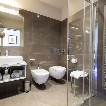 Cipressi, By R Collection 4* Varenna