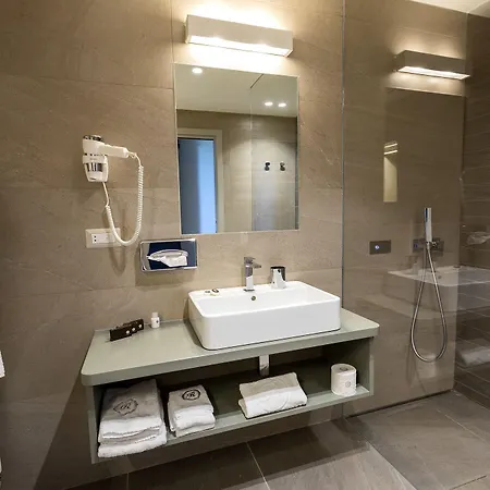 Hotel Cipressi, By R Collection Varenna