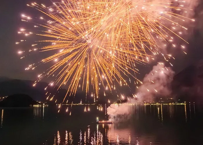 Cipressi, By R Collection Варенна