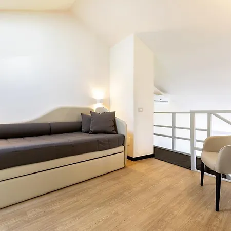 Cipressi, By R Collection Varenna